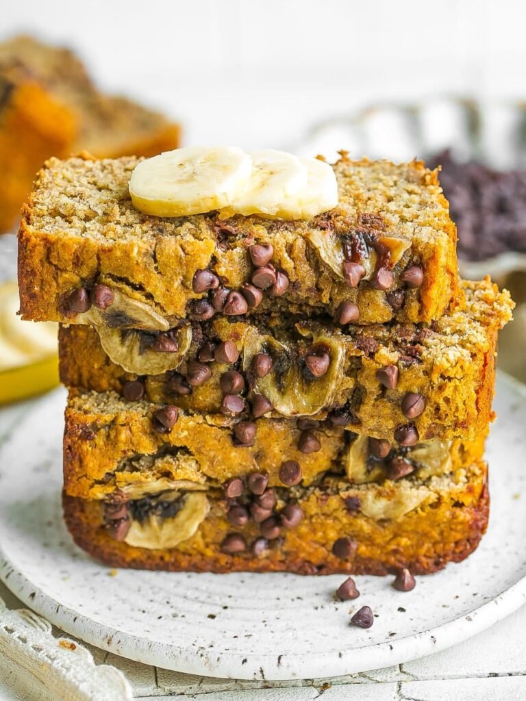 Why Banana Bread With Walnuts and Chocolate Chips Is So Popular